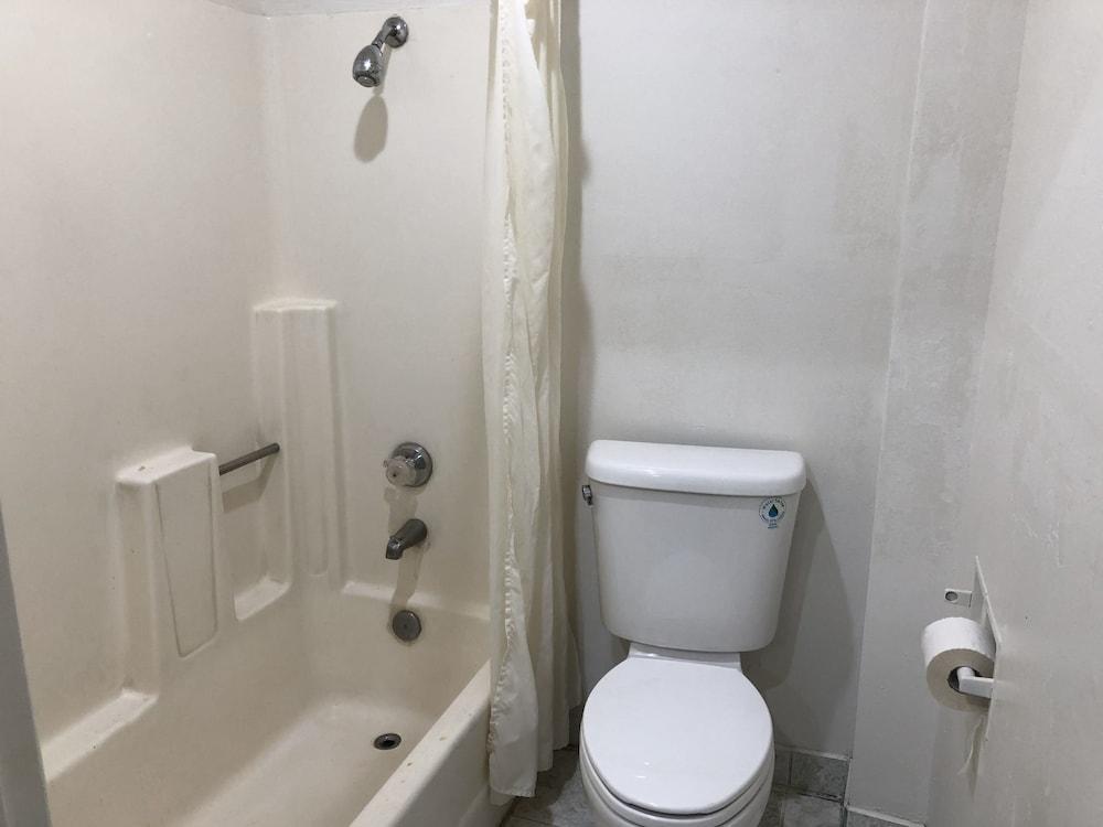 Los Angeles Inn & Suites - Lax West Athens Екстер'єр фото