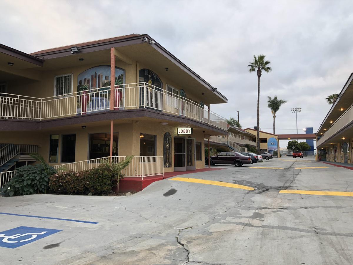 Los Angeles Inn & Suites - Lax West Athens Екстер'єр фото