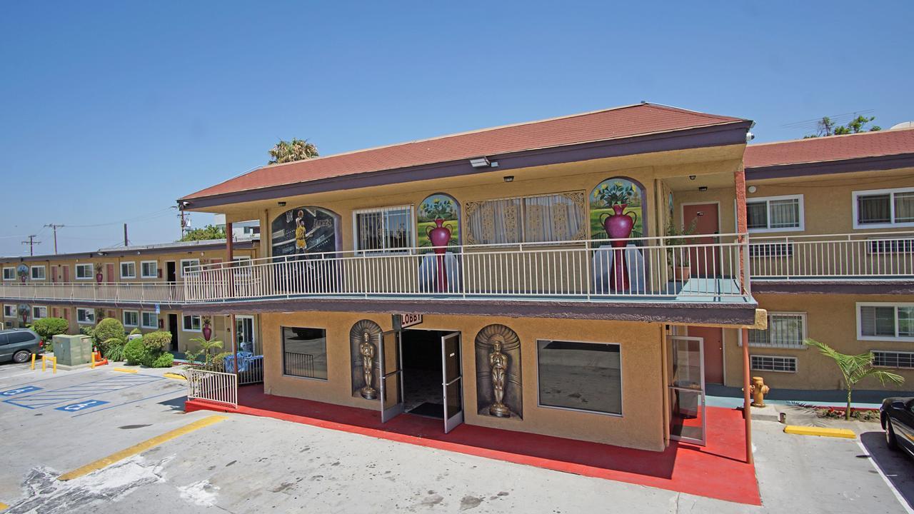 Los Angeles Inn & Suites - Lax West Athens Екстер'єр фото