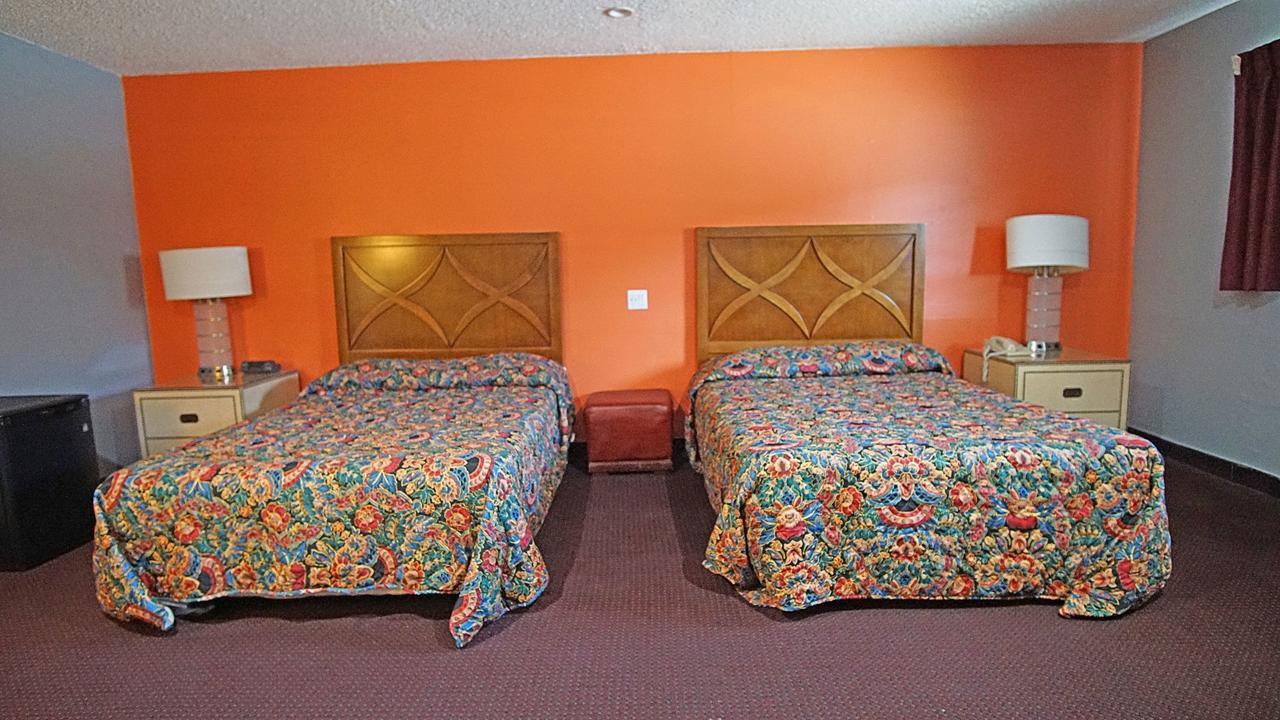 Los Angeles Inn & Suites - Lax West Athens Екстер'єр фото