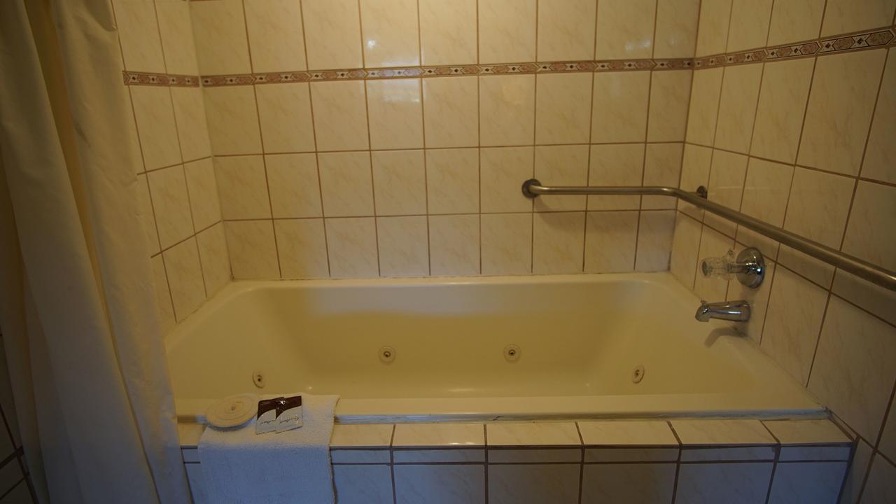 Los Angeles Inn & Suites - Lax West Athens Екстер'єр фото